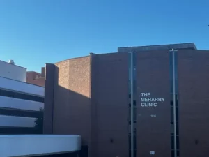 La condotta non professionale, e non la ritorsione dell'FMLA, ha portato alla sospensione del medico, afferma il 6° Circuito