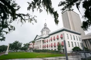 Se il Freedom of Conscience in the Workplace Act dovesse passare, cosa significherebbe per i datori di lavoro della Florida?