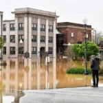 Come il cambiamento climatico può portare a disagi sul posto di lavoro e stress ai dipendenti