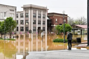 Come il cambiamento climatico può portare a disagi sul posto di lavoro e stress ai dipendenti