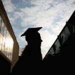 I neolaureati affermano che sacrificherebbero la retribuzione per la stabilità del lavoro