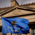 L'azienda ha utilizzato indirizzi e-mail di reclutamento fittizi per i lavoratori statunitensi per giustificare l'assunzione di cittadini stranieri, afferma il Dipartimento di Giustizia