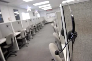 Molti agenti intendono lasciare il lavoro attuale, ma la paura dell’intelligenza artificiale non è un fattore importante