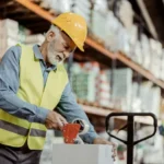 La percentuale di lavoratori over 55 non fa che aumentare, come dimostra uno studio