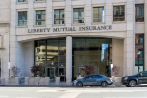 Il giudice taglia 83 milioni di dollari dalla sanzione record per pregiudizio imposto a Liberty Mutual