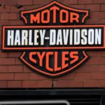 Harley-Davidson ha reagito contro il manager per aver protestato contro il ritiro del DEI, sostiene la causa