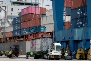 Il mercato del lavoro statunitense continua ad essere “basso numero di assunzioni, basso licenziamento”