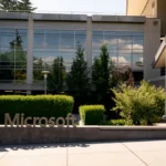Microsoft si affanna per assicurarsi i talenti dell'intelligenza artificiale e sventra la forza lavoro di Xbox