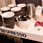 Nespresso deve affrontare la denuncia di discriminazione razziale da parte degli afroamericani, stabilisce il tribunale