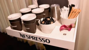 Nespresso deve affrontare la denuncia di discriminazione razziale da parte degli afroamericani, stabilisce il tribunale
