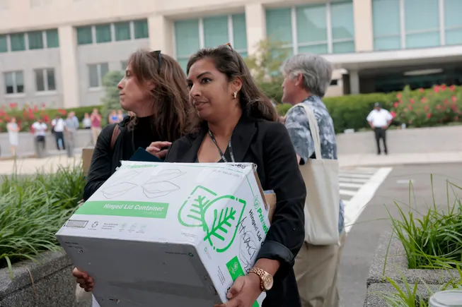 Più della metà dei lavoratori afferma di aver preso in considerazione l'idea di accettare un'offerta inferiore dopo un licenziamento