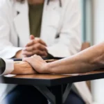 I datori di lavoro devono sempre aspettare prima di chiarire le certificazioni FMLA con i fornitori? Non necessariamente, dice il 4° Circuito