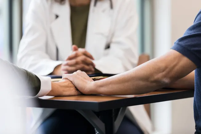 I datori di lavoro devono sempre aspettare prima di chiarire le certificazioni FMLA con i fornitori? Non necessariamente, dice il 4° Circuito