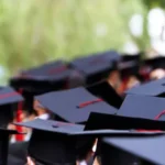 Secondo il rapporto, la maggior parte dei laureati quadriennali lavorano nello stesso stato della loro alma mater