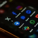 Settimana in rassegna: dire "per favore" può portare a consegne tardive