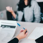 Tetto di classe: quale background culturale ha a che fare con la negoziazione salariale