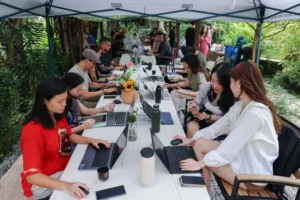 Come possono i datori di lavoro creare una cultura positiva sul posto di lavoro?