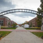 Il giudice respinge i pregiudizi razziali e le accuse di ritorsione dell'ex capo della diversità della Purdue