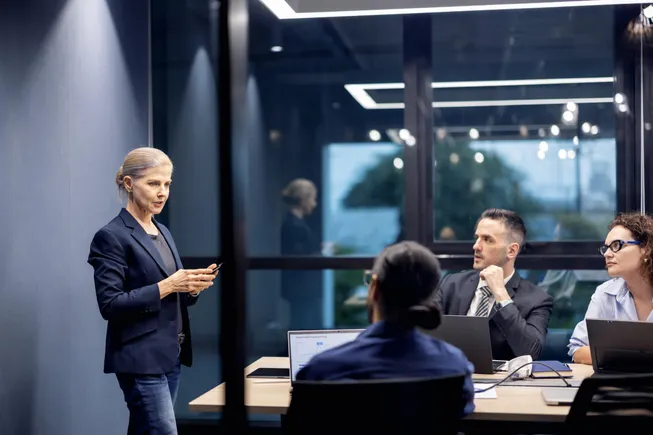 Il paradosso del CFO: bilanciare la fiducia nelle assunzioni globali e la moderazione