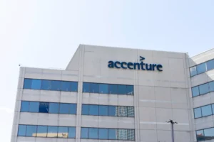 Le presunte assunzioni e promozioni motivate dai DEI costano ad Accenture 25 milioni di dollari in un accordo con il Dipartimento di Giustizia