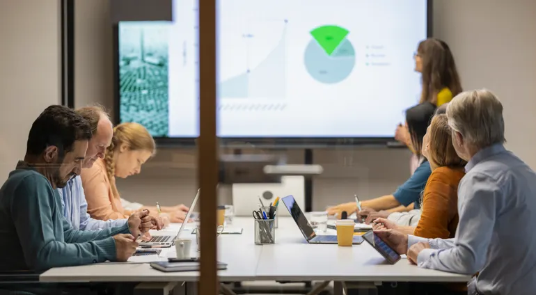 Nell’era dell’intelligenza artificiale, le risorse umane potrebbero dover affrontare un “divario di visibilità delle competenze”.