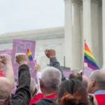 La querelante lesbica non riesce a dimostrare che i benefici per la fertilità del datore di lavoro erano distorti dal test SCOTUS