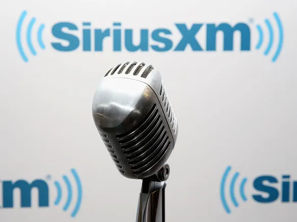 Sirius XM respinge le accuse di pregiudizi razziali alimentati dall'intelligenza artificiale